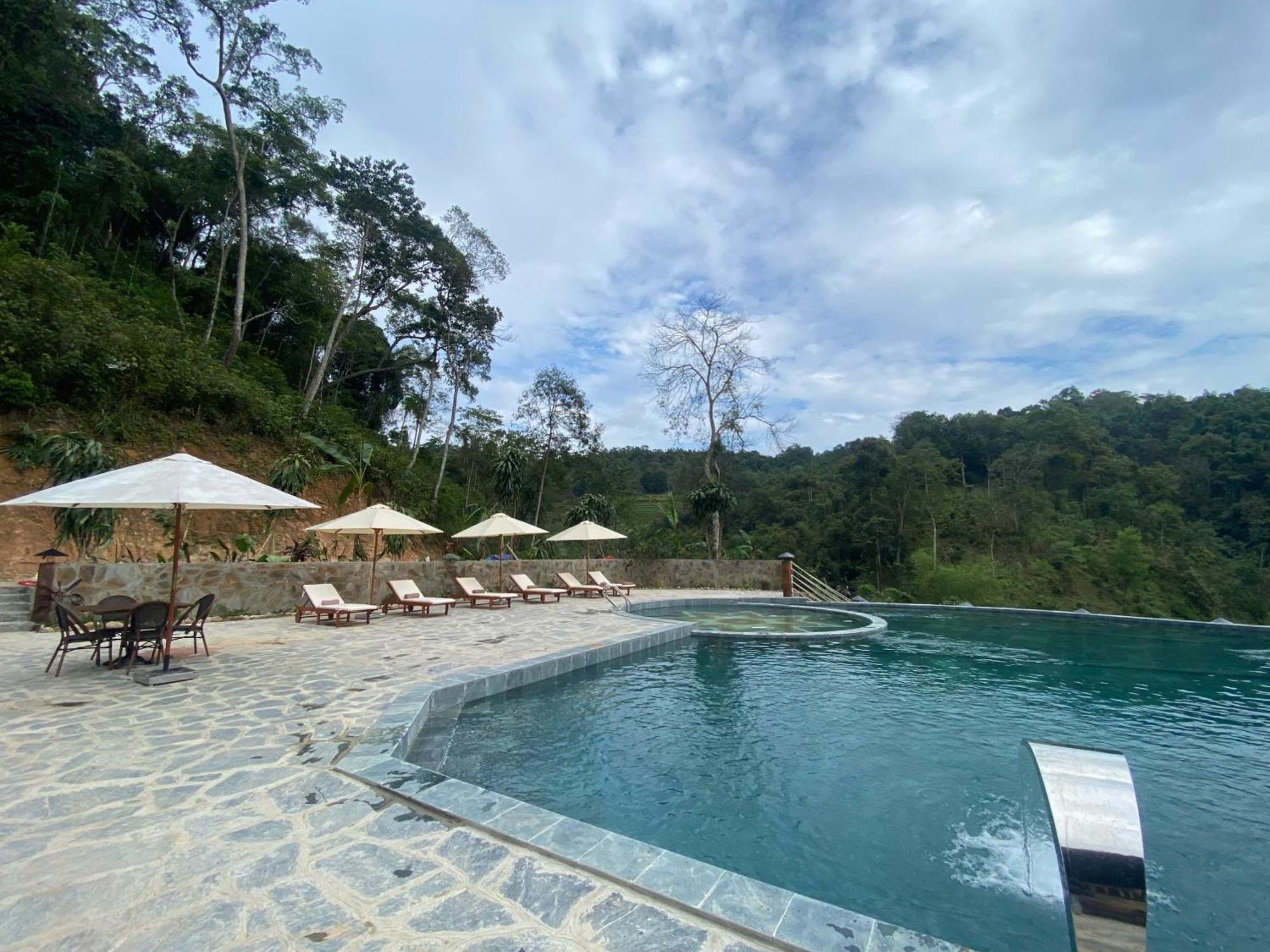 Panhou Retreat Hotel Ha Giang Exterior photo